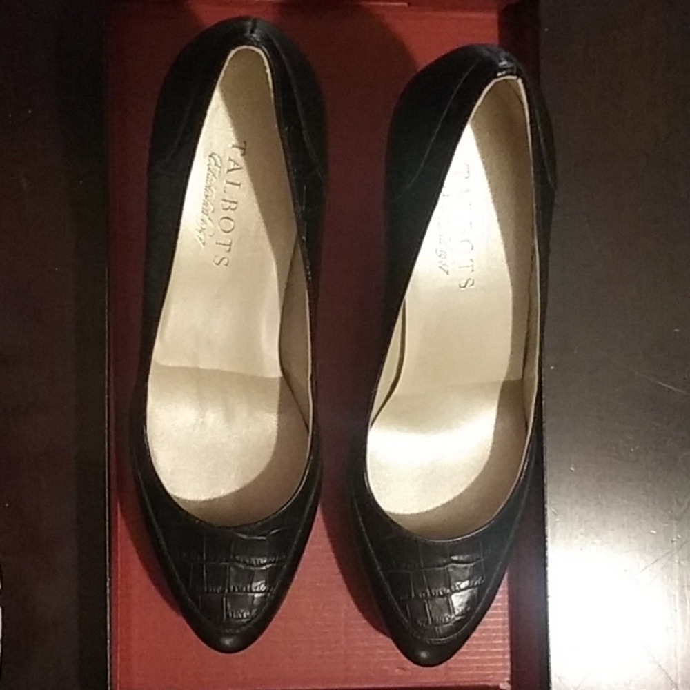 Womens shoes/heels